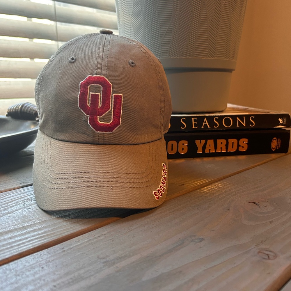 OU Logo Gray Baseball Cap